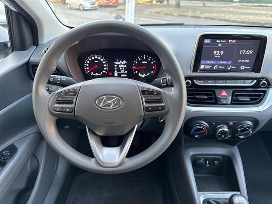 HYUNDAI HB20S 1.0 12V FLEX COMFORT PLUS MANUAL